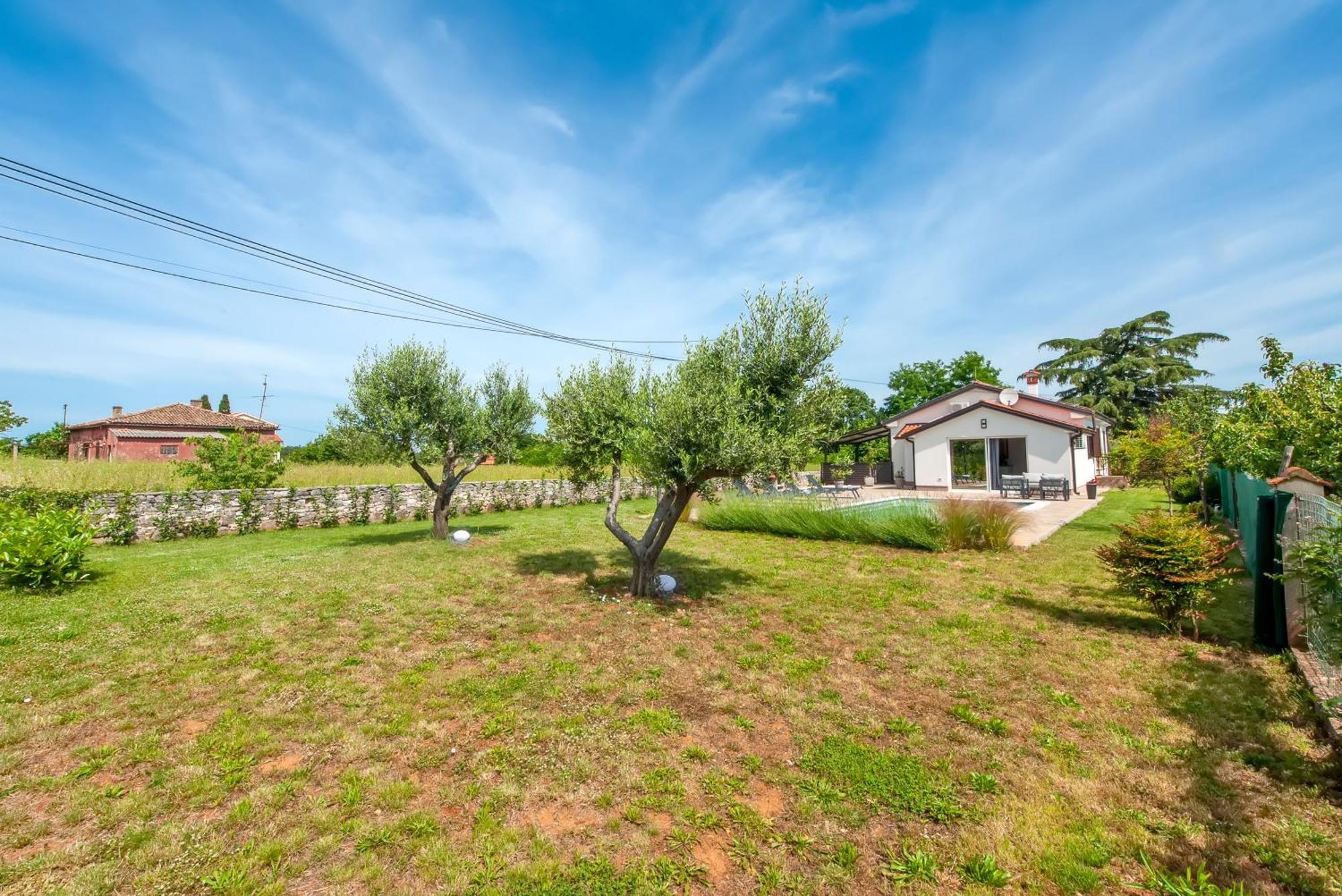 Cozy House With Pool Near Rovinj Apartment Kanfanar Exterior photo